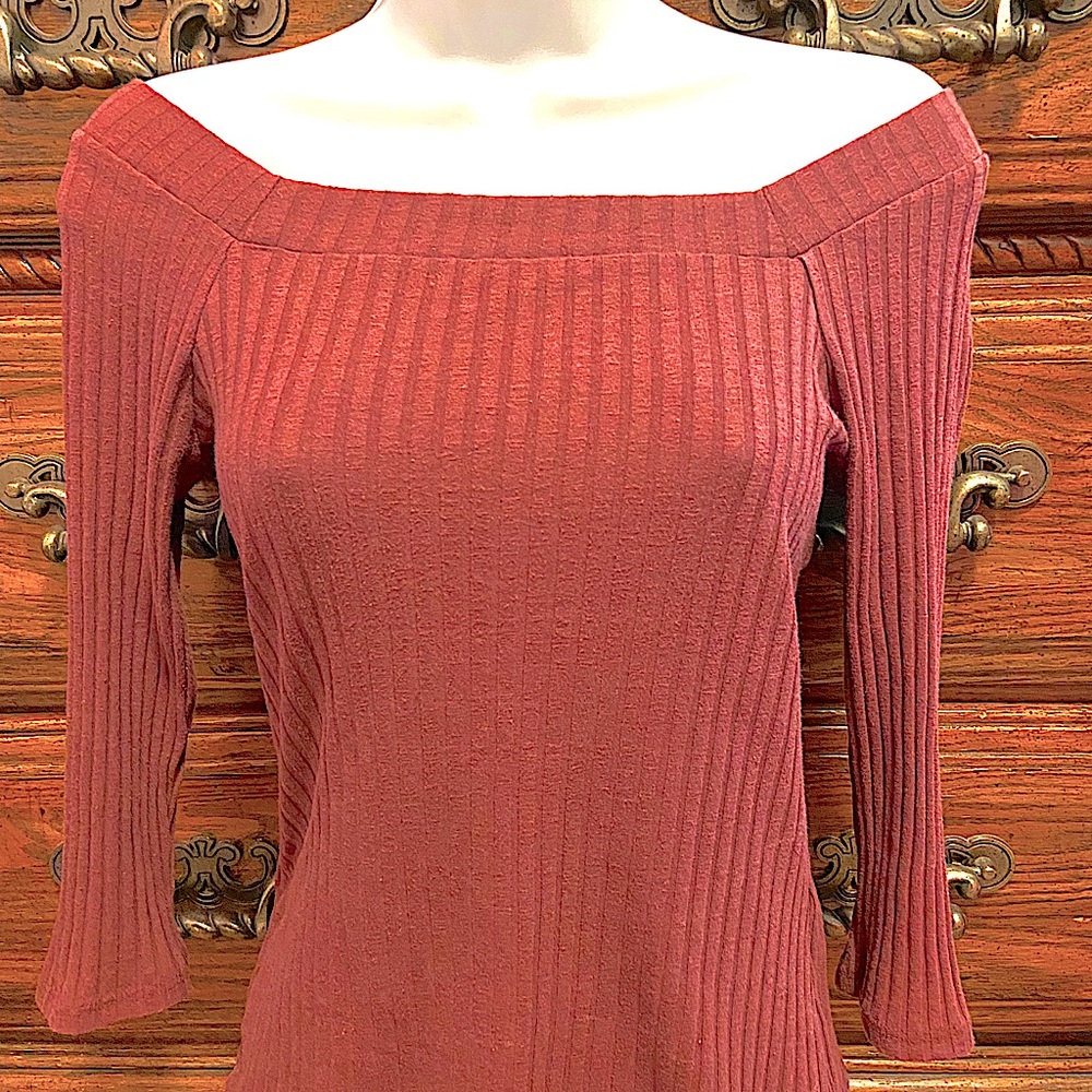Charlotte Russe 3 quarter sleeved shirt